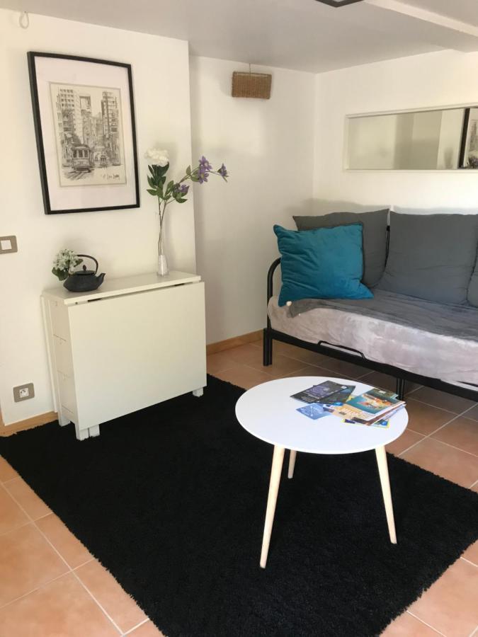 Guesthouse Du Moulin Saint-Cyr-sur-Mer Exteriör bild