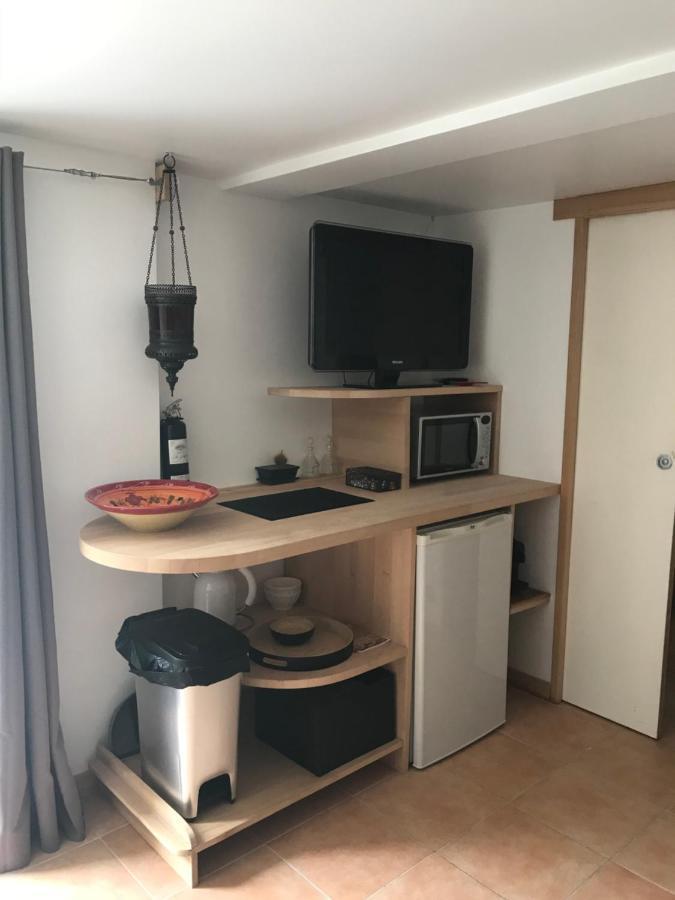 Guesthouse Du Moulin Saint-Cyr-sur-Mer Exteriör bild